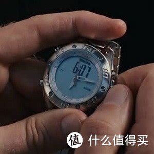 （《奇幻人生》剧照。Ironman T56371是《奇幻人生》中的核心道具）